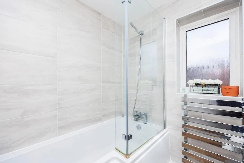 Apartamento Stylish 3-Bed East London Home Contractors Parking Sleeps 5 Near Excel Londres