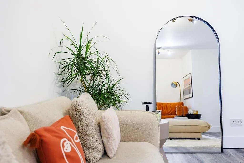 Stylish 3-Bed East London Home Contractors Parking Sleeps 5 Near Excel Londres Reino Unido